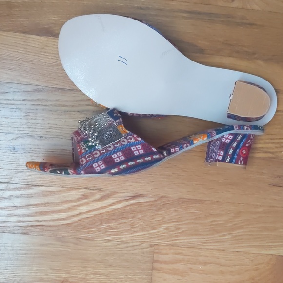 Indian/Pakistani Ethnic sandal heels 10M - Picture 4 of 9